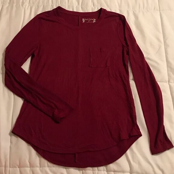 🐪 Red Camel Long Sleeve Tee - Picture 2 of 5